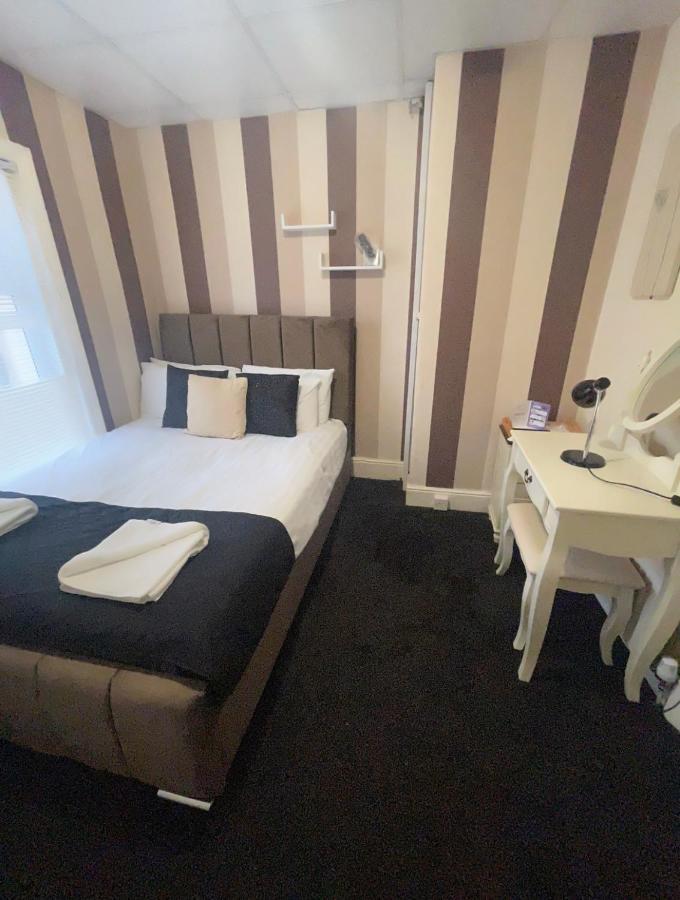 Phildene Suites Blackpool Kamer foto