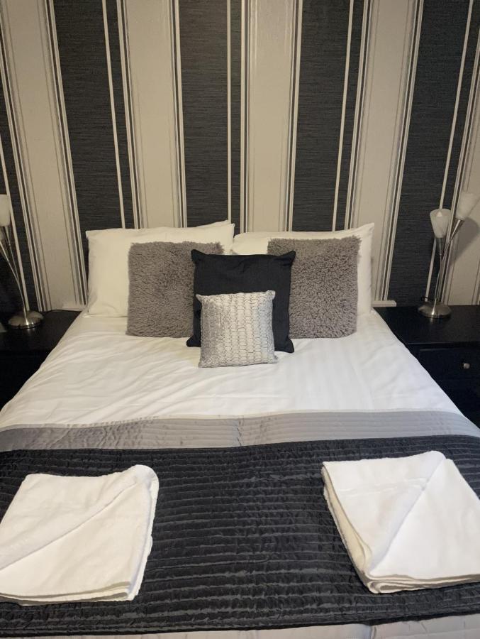 Phildene Suites Blackpool Buitenkant foto