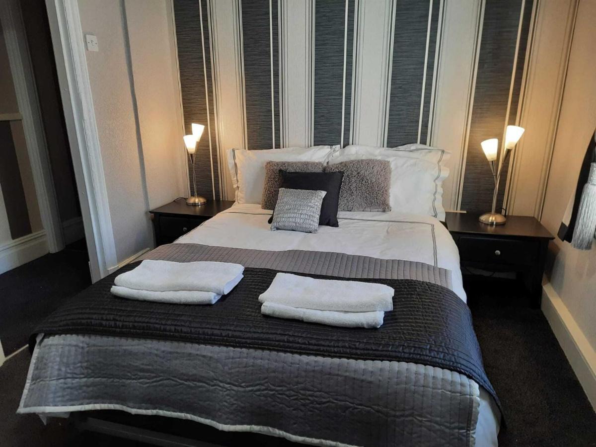 Phildene Suites Blackpool Buitenkant foto