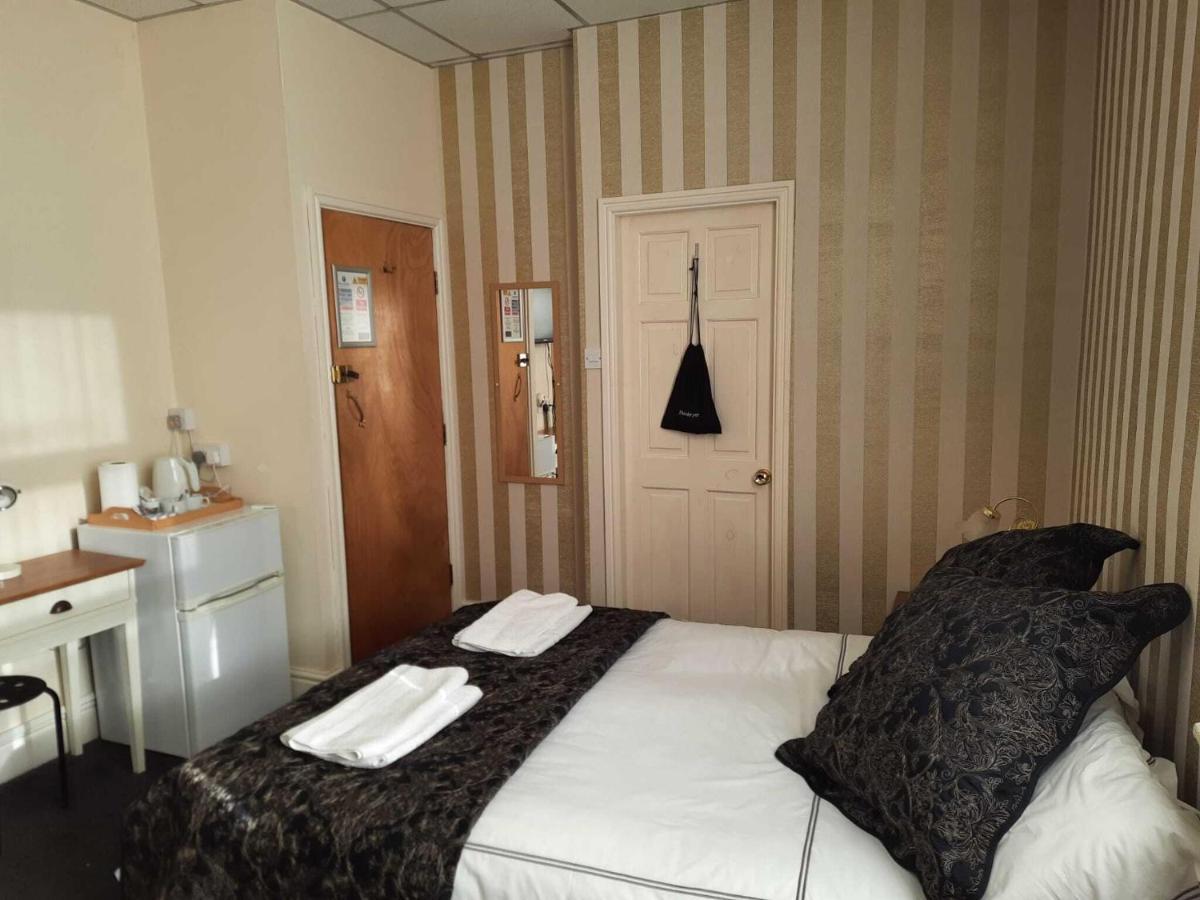 Phildene Suites Blackpool Buitenkant foto